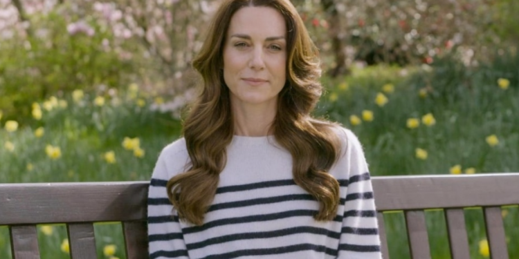 Kate Middleton Sampaikan Permohonan Maaf kepada Militer Inggris! Sumber Disway.