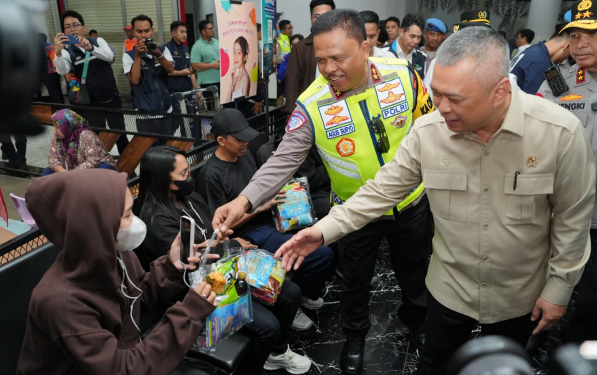 Menhub dan Kakorlantas Tinjau Pelabuhan Merak–Ciwandan, Pastikan Arus Mudik Lebaran 2026 Lancar