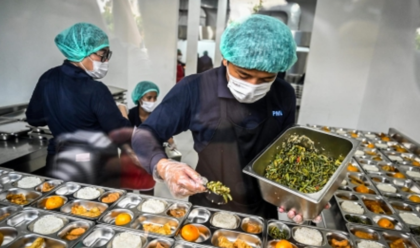 Program Makan Bergizi Gratis Siap Dilaksanakan, Anggaran Capai Rp 1,2 Triliun Per Hari