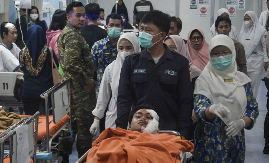 RSIJ Cempaka Putih Rawat 13 Korban Ledakan SMA 72, Dua Masih di Ruang Intensif